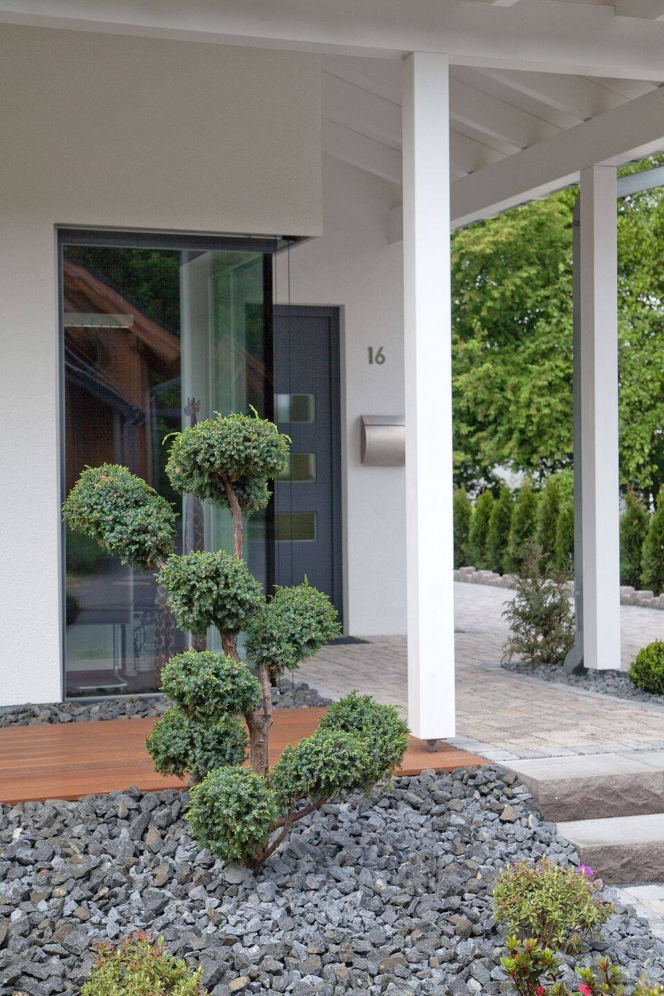 Stadtvilla mit großem Garten -Kindefreundlich in bester Lage von Usingen – Usingen – Vorschaubild 6