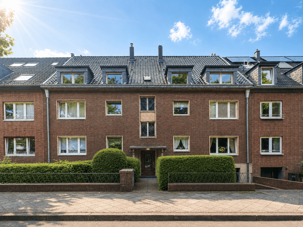 Zoo-Viertel: Großzügige und gepflegte Kapitalanlage mit Wintergarten & Balkon – 40237 Düsseldorf – Bild 1 von 9