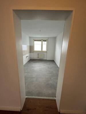 Frisch renovierte 2-Zimmer-Wohnung in zentraler Lage von Ludwigshafen – 67059 Ludwigshafen am Rhein – Vorschaubild 6
