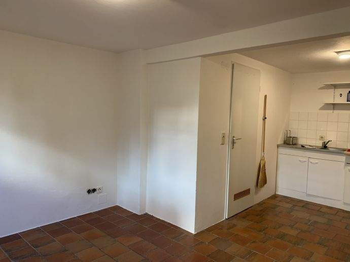Peterswerder: Souterrain-1-Zimmer-Wohnung! – Bremen – Vorschaubild 4