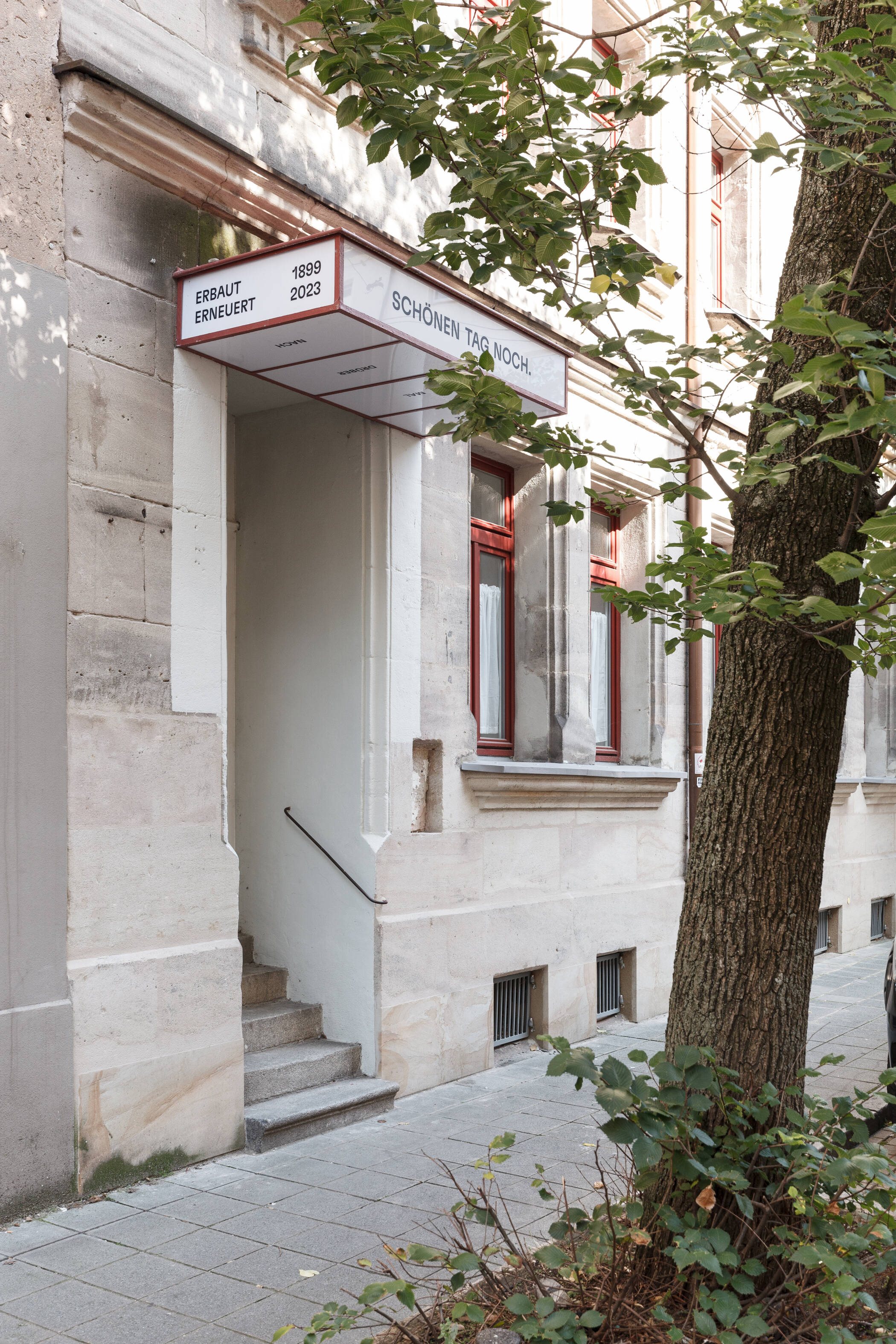 helle kernsanierte 4-Zi-Wohnung mit DG-Ausbaufläche – Nürnberg – Vorschaubild 8