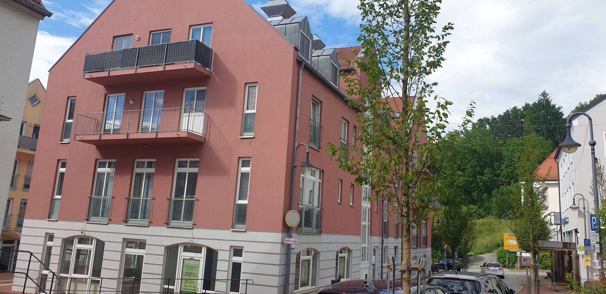 Wunderschöne, geräumige 2-Zimmer-Wohnung im Herzen von Rottenburg zu vermieten.