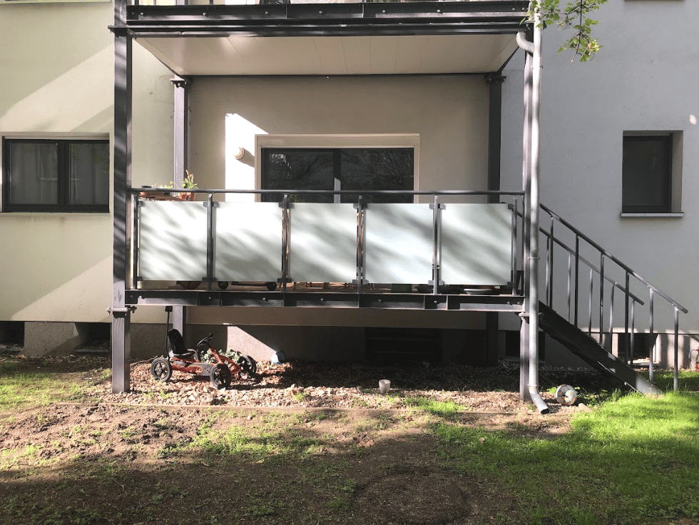 große Wohnung in beliebter Lage – Berlin – Vorschaubild 2