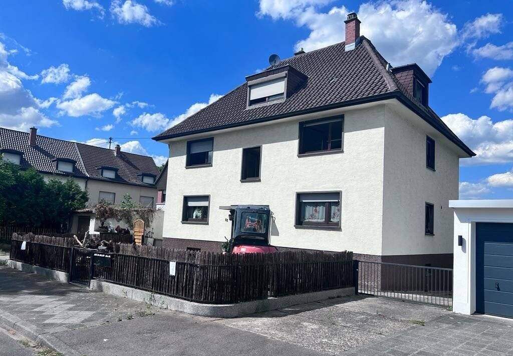Charmantes 3-Familienhaus in Top-Lage – Sanierung oder Neubau möglich! – Mannheim – Bild 1 von 9