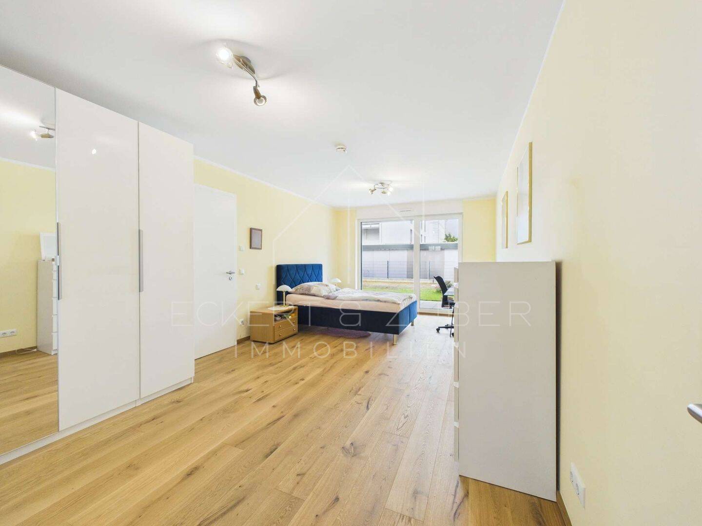 Große 2-Zimmer-Gartenwohnung | Bezugsfrei | Barrierearm | TG-Stellplatz – Fürth – Vorschaubild 5