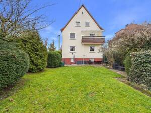 Ideal für Handwerker. 2-3 Parteienhaus, ruhige Lage, schöner Garten, Balkon, Terrasse, Ausbaureserve – 70565 Stuttgart – Vorschaubild 1
