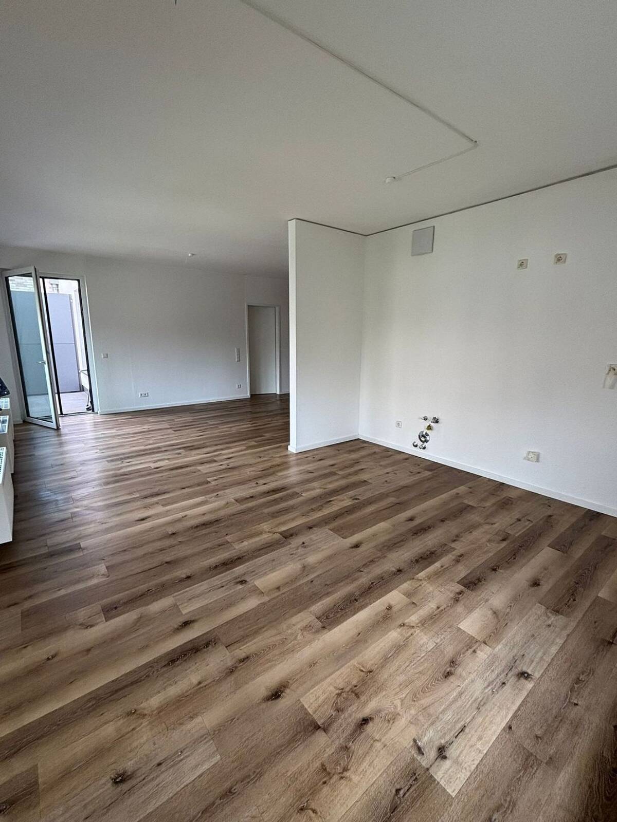 Stilvolle 3-Zimmer-Wohnung mit Balkon in Dortmund! – 44225 Dortmund – Bild 1 von 9