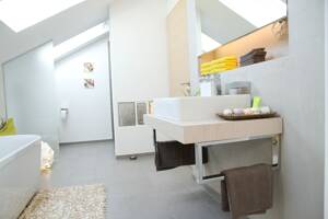 Individuell geplantes Einfamilienhaus in Köln - Flexibles Wohnen mit allkauf und Pro Time für Heimwerker – 50997 Köln – Vorschaubild 9