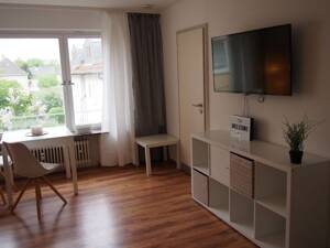 Möbliertes sonniges 1-Zimmer-Apartment in Stuttgart-Möhringen mit EBK – 70567 Stuttgart – Vorschaubild 4