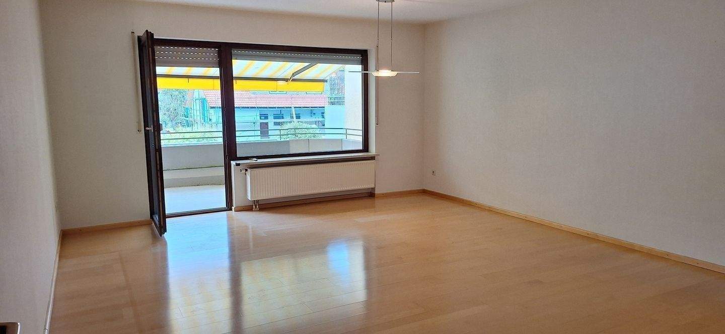 Sehr schöne, großzügig bemessene, ruhige 3-Zimmer-Wohnung - zentrumsnah in Altdorf – Altdorf bei Nürnberg – Vorschaubild 6