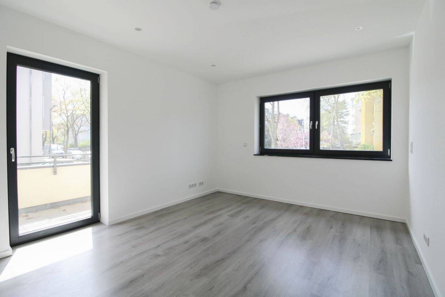 Moderne 3-Zimmer-Wohnung mit Balkon - Hochparterre & sofort bezugsfrei in Reinickendorf – Berlin – Vorschaubild 2