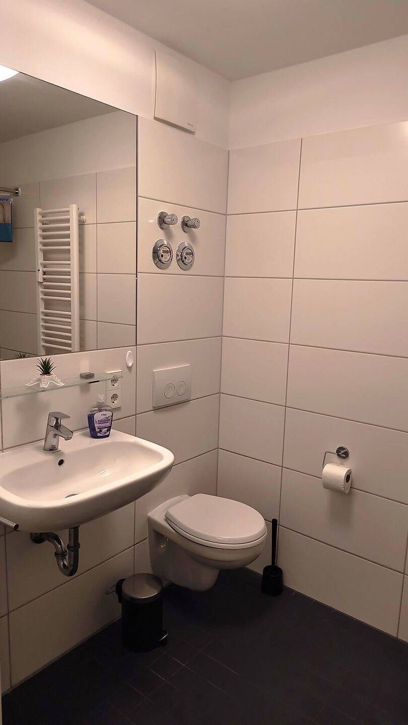Helle 1 Zimmer Wohnung im 1. OG mit Aufzug in Würzburg-Lindleinsmühle – Würzburg – Vorschaubild 7