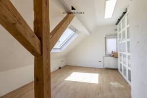 2,5 Zimmer mit Potenzial: Dachgeschoss-Loft in Zuffenhausen – 70435 Stuttgart – Vorschaubild 8