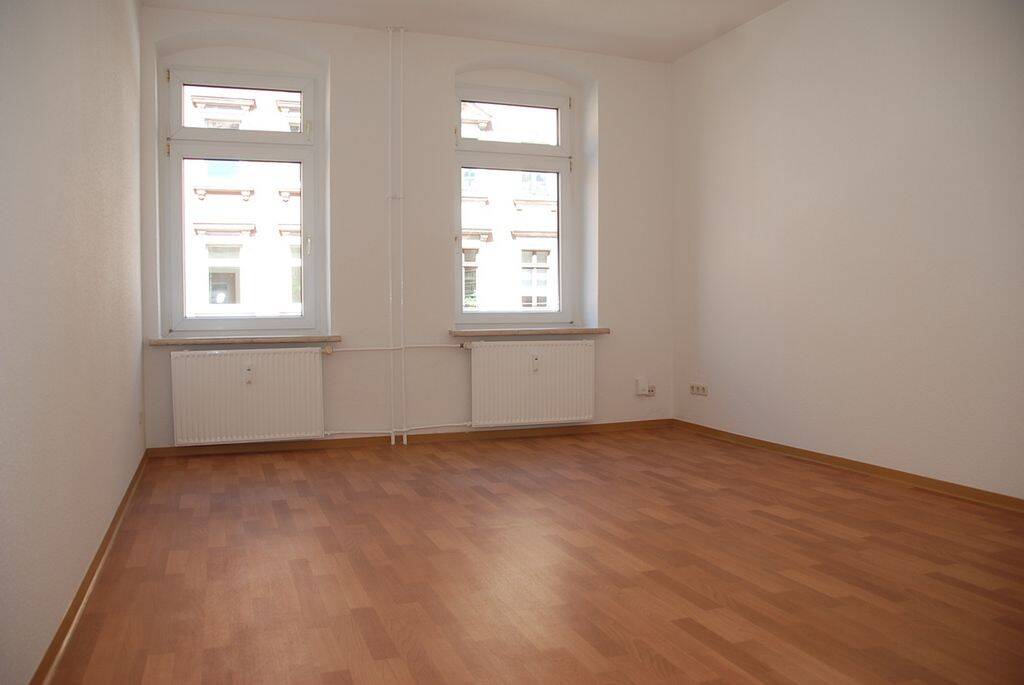 3-Raum-Altbauwohnung im Erdgeschoss