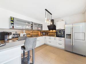 Lichtdurchflutete 3-Zimmer-Wohnung mit Loggia & Tiefgarage in Offenburg! – 77652 Offenburg – Vorschaubild 8