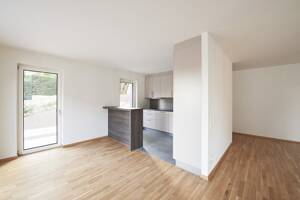 Großzügige 3-Zi.-Wohnung mit schöner Terrasse und großem Garten in bester Aussichtslage – 70192 Stuttgart – Vorschaubild 2