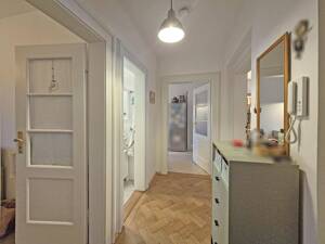 Ohne Provision - Nette & gepflegte 3 Zimmer Wohnung, Balkon, Bad mit Fenster, Kellerabteil – 80687 München – Vorschaubild 6