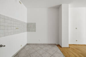 115 m² Wohn-/Nutzfläche - Einladende 2,5-Zimmer-Maisonettewohnung mit großzügigem hellem Hobbyraum – 80997 München – Vorschaubild 4