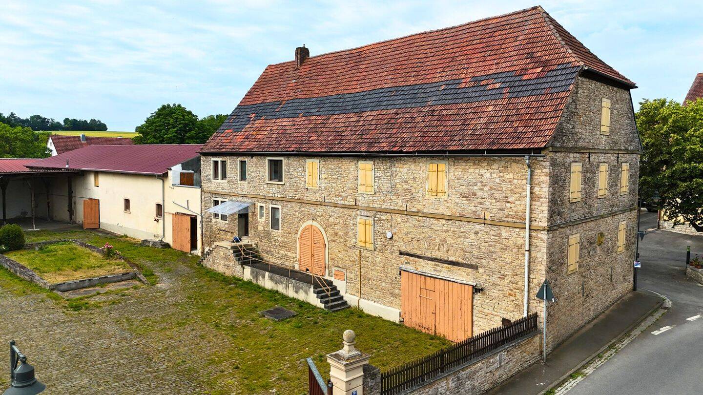 Wo Geschichte auf Zukunft trifft: Schloss Schernau als Ihr neues Refugium – Dettelbach – Vorschaubild 5