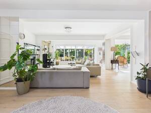 Freistehendes Familiendomizil auf 880 m² Südwestgrundstück – 50996 Köln – Vorschaubild 3