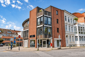 Wohnen in absolut zentraler Lage: "3-Zimmer-Maisonettewohnung mit Dachterrasse in Bergedorf"