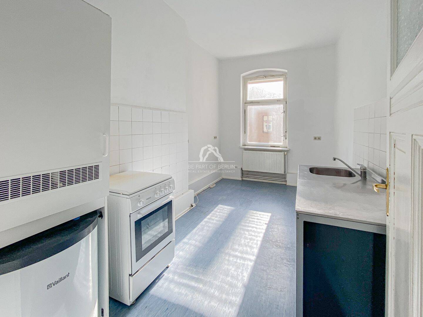 ARNIMKIEZ! GROßZÜGIGE UND KLASSISCHE ALTBAUWOHNUNG MIT BALKON IN PRENZLAUER BERG! PROVISIONSFREI! – Berlin – Vorschaubild 9