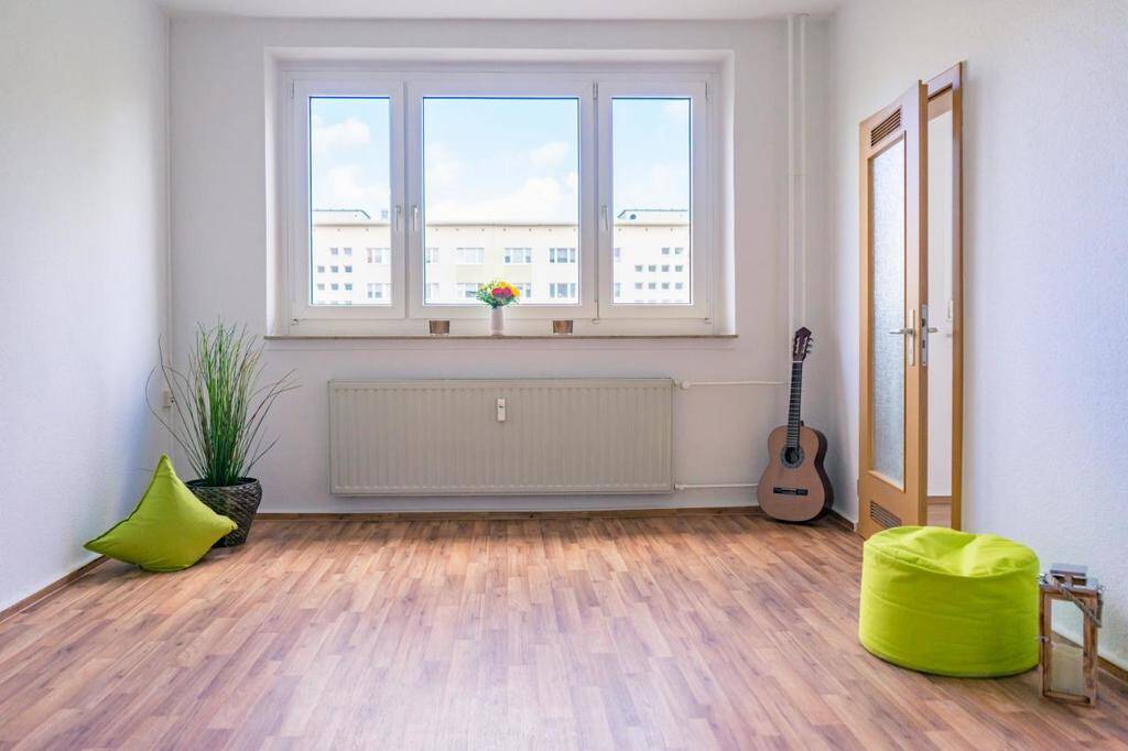Balkonwohnung - neu saniert - Juni 2026 verfügbar