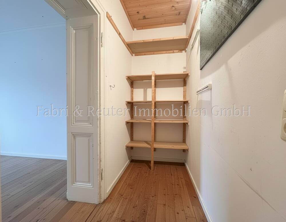 Charmante 3-Zimmer Altbauwohnung im EG von Krefeld nahe Helios-Klinik – Krefeld – Vorschaubild 6