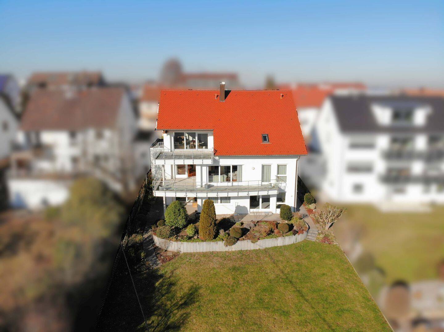 Gartenparadies & Traumaussicht zum Wohnen & Arbeiten! – Leonberg – Vorschaubild 2
