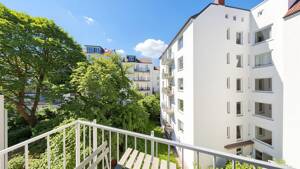 TRAUMHAFTE ALTBAU-WOHNUNG: Top-gepflegte 2,5-Zimmer mit Holzdielen & Balkon – 20251 Hamburg – Vorschaubild 4