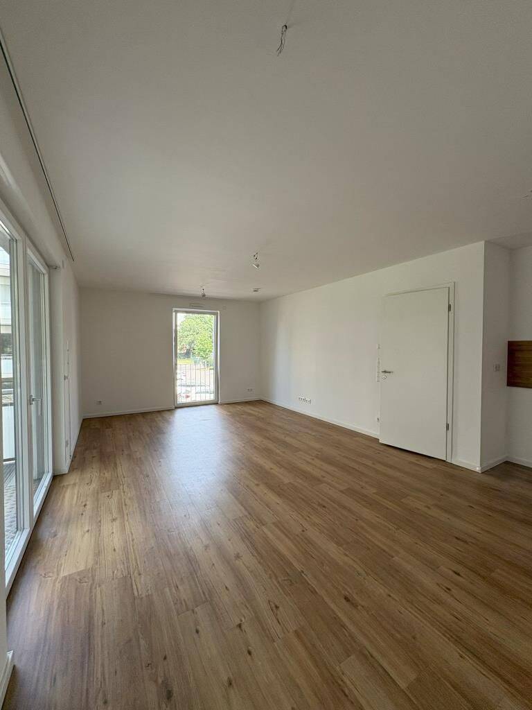 Helle 2-Zimmer-Wohnung in Hilden mit großen Fensterfronten – Hilden – Vorschaubild 5