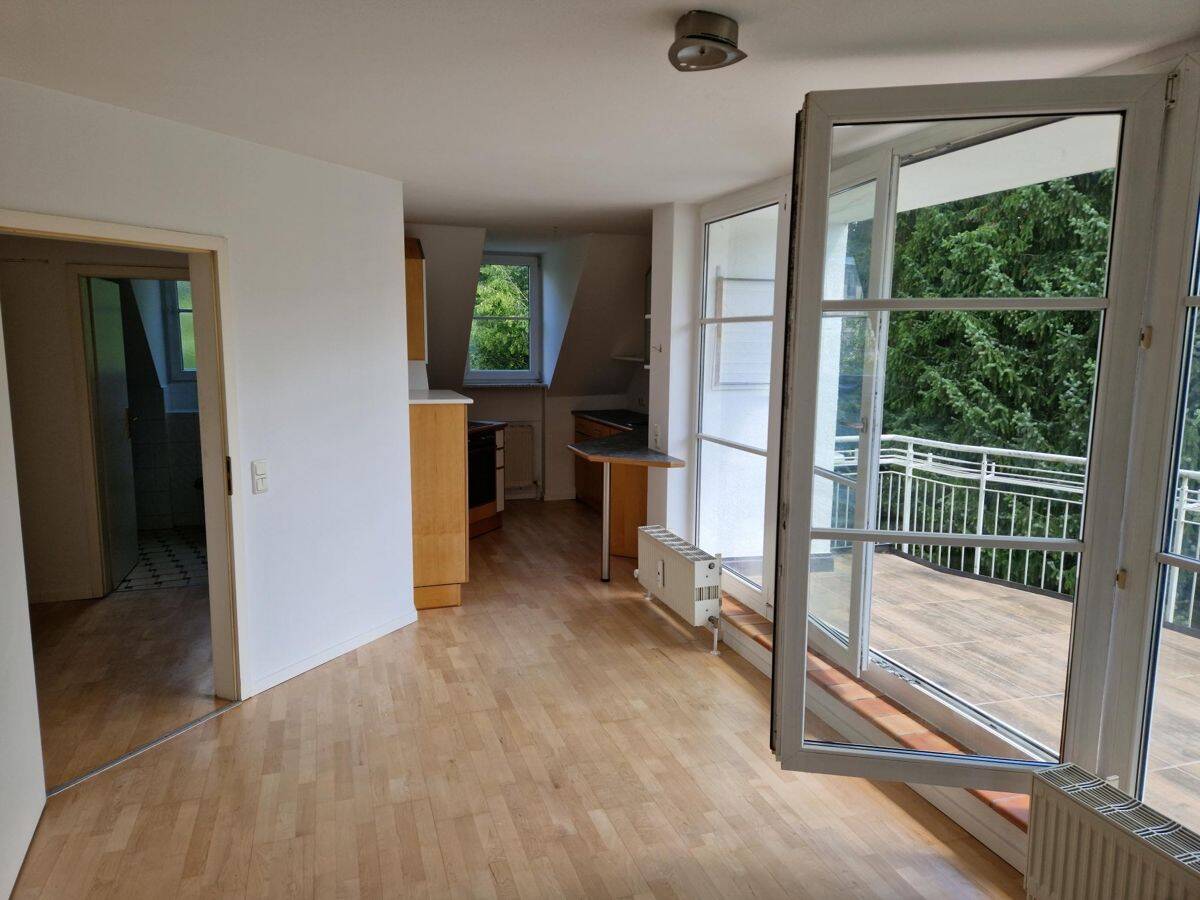 Charmante 2-Zimmer-Maisonette-Wohnung im schönem Nymphenburg in der Nähe des Schlossparks ! – München – Vorschaubild 4