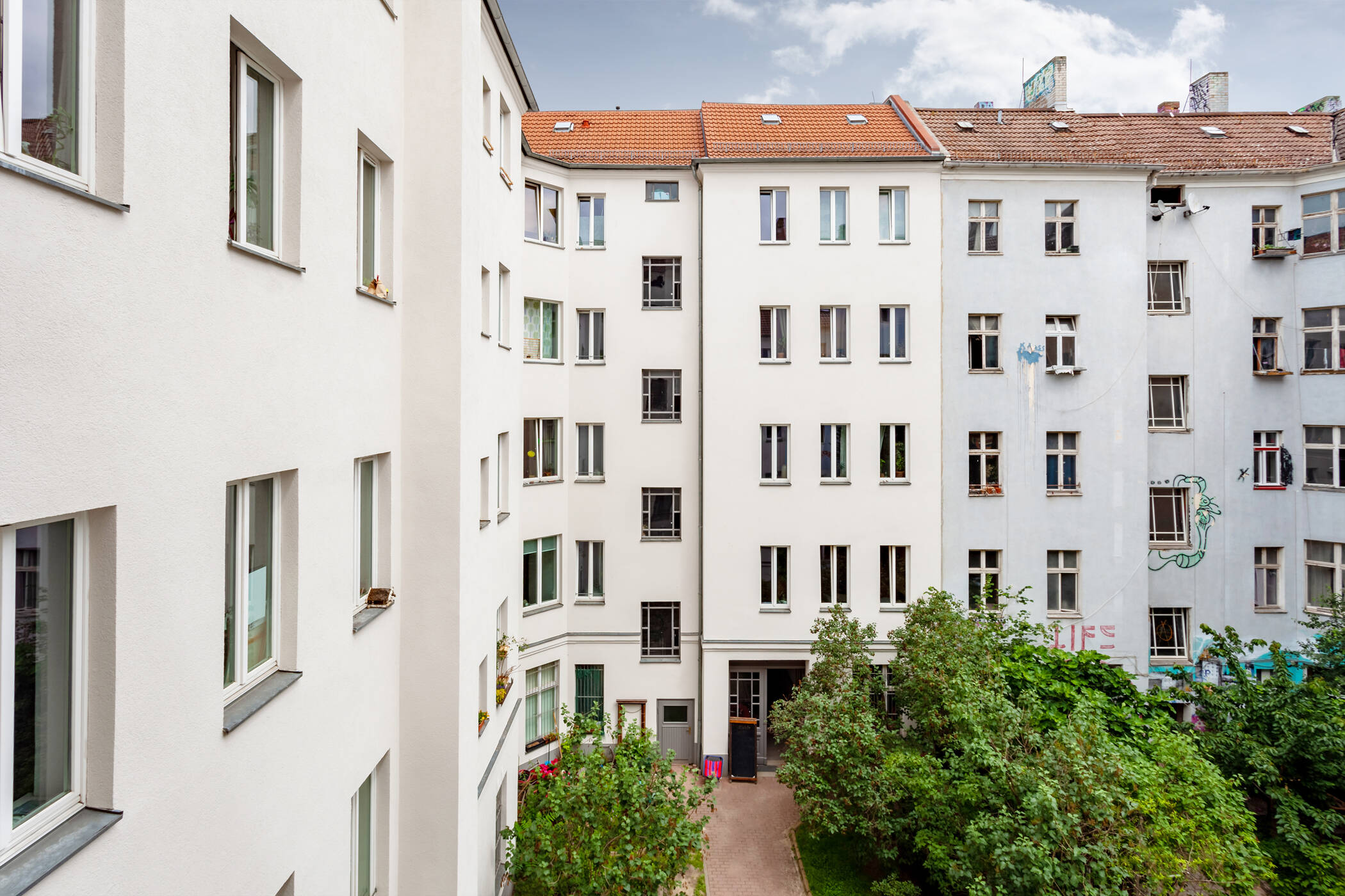 Friedrichshain: Bezugsfreie EG-Wohnung zum Selbstausbau mit stufenlosem Zugang – Berlin – Vorschaubild 9