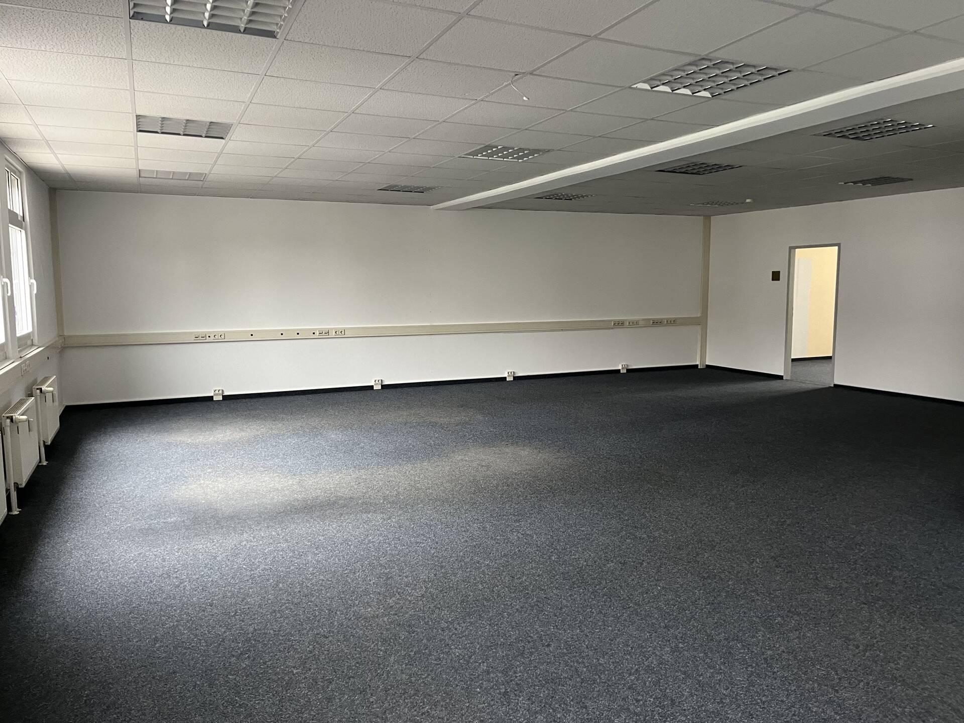 Provisionsfrei! Ihr Businessplace zu attraktiven Konditionen! – Chemnitz – Vorschaubild 3