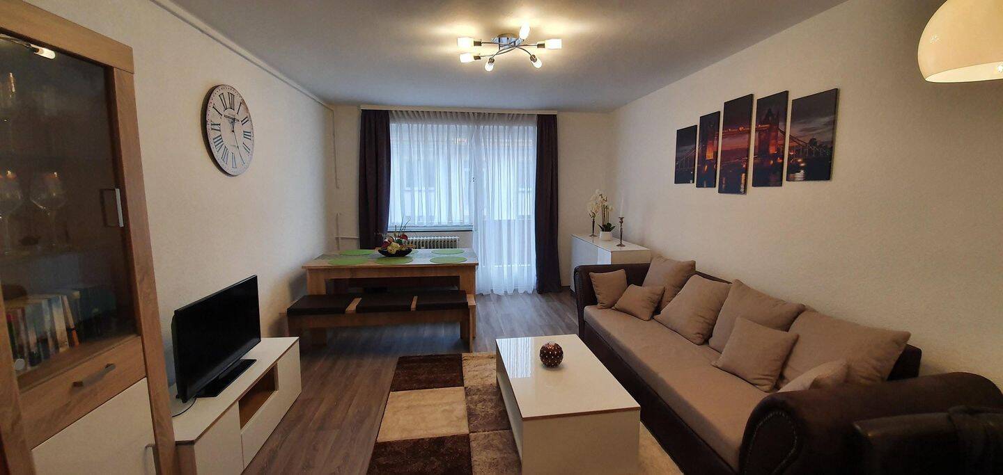 All-inclusive (inkl.Strom/Internet) Voll möblierte 3er WG-Zimmer in den Mannheimer Quadraten S6 – Mannheim – Vorschaubild 3