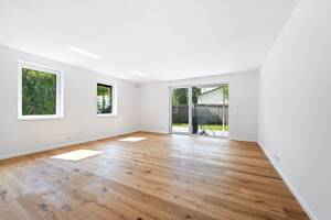 Großzügig wohnen: Neubauwohnung auf zwei Ebenen mit eigenem Garten! – 22297 Hamburg – Vorschaubild 1