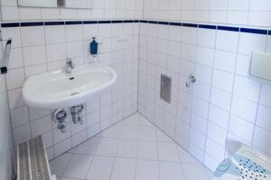 Unkompliziert einziehen oder : 2-Zi.-ETW mit Balkon, TG-Stellplatz und Aufzug in guter Lage – 4209 Leipzig – Vorschaubild 8