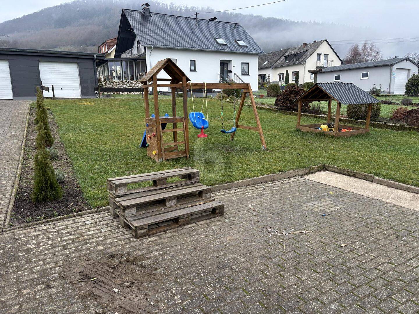 PELLETOFEN,TOLLER GARTEN,AUSBAURESERVE – Osann-Monzel – Bild 1 von 4