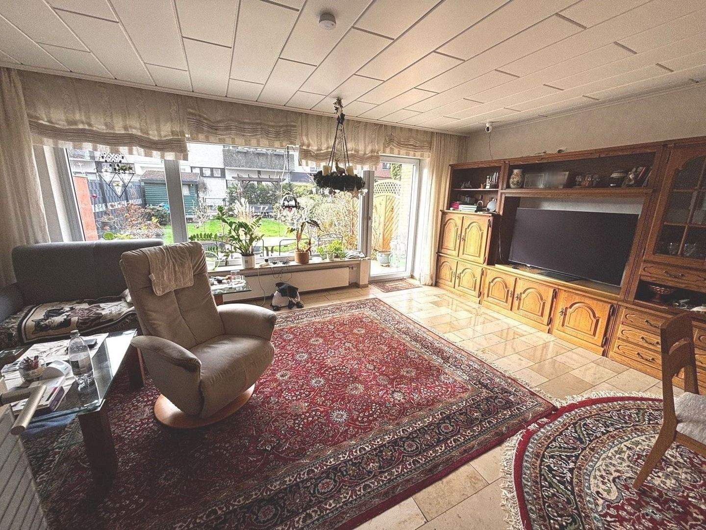 Reihenmittelhaus mit Garage – Krefeld – Vorschaubild 2