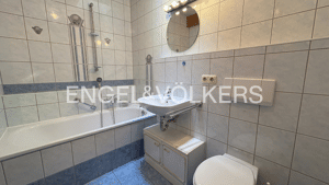 Attraktive Kapitalanlage: Vermietete 2-Raum-Wohnung mit Balkon und Stellplatz – 1219 Dresden – Vorschaubild 5