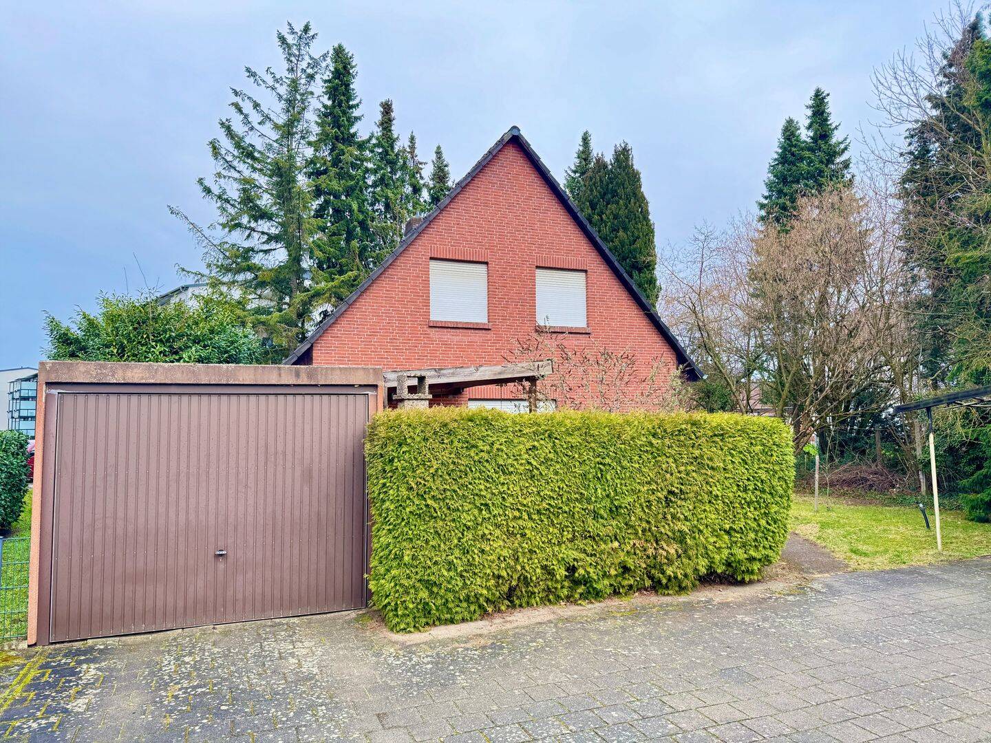 Einfamilienhaus und Doppelhaushälfte auf zwei separaten Flurstücken in Nienburg! – Nienburg (Weser) – Vorschaubild 8