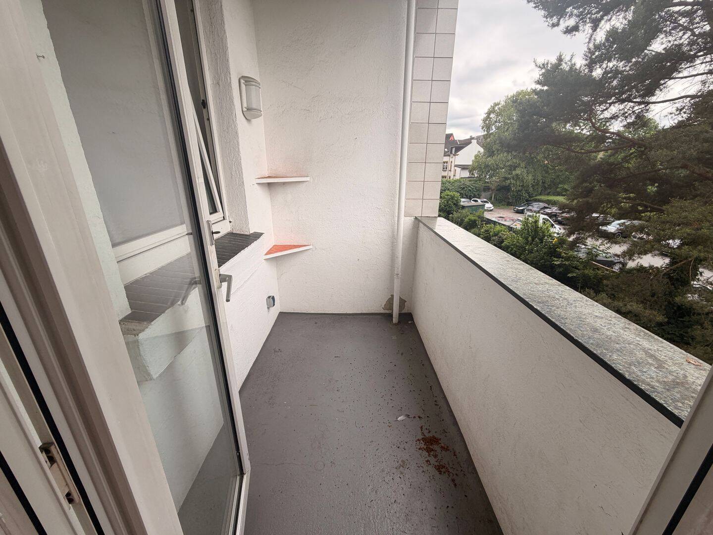2-Zimmer-Wohnung mit Balkon und Gartenmitbenutzung in Oberhausen-Stadtmitte – Oberhausen – Vorschaubild 9
