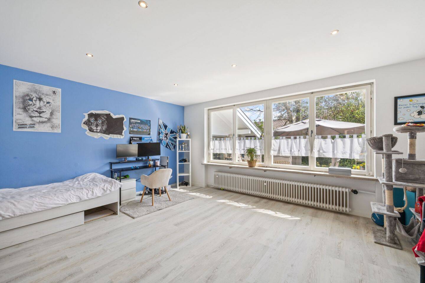 Architektenhaus mit Traumgarten, Indoor-Pool & uneinsehbarem Grundstück in ruhiger Lage – Übersee – Vorschaubild 8