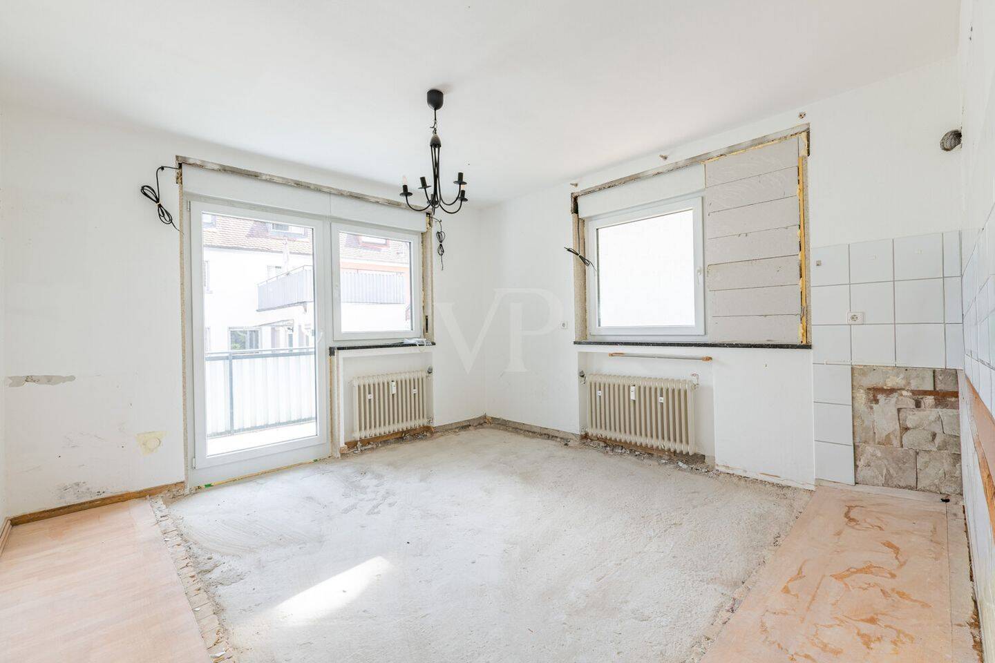 Familienfreundliche Doppelhaushälfte mit großem Grundstück und Potenzial Ruhige Stadtlage, viel Wohnraum und vielseitige Zukunftsperspektiven – Karlsruhe – Vorschaubild 5