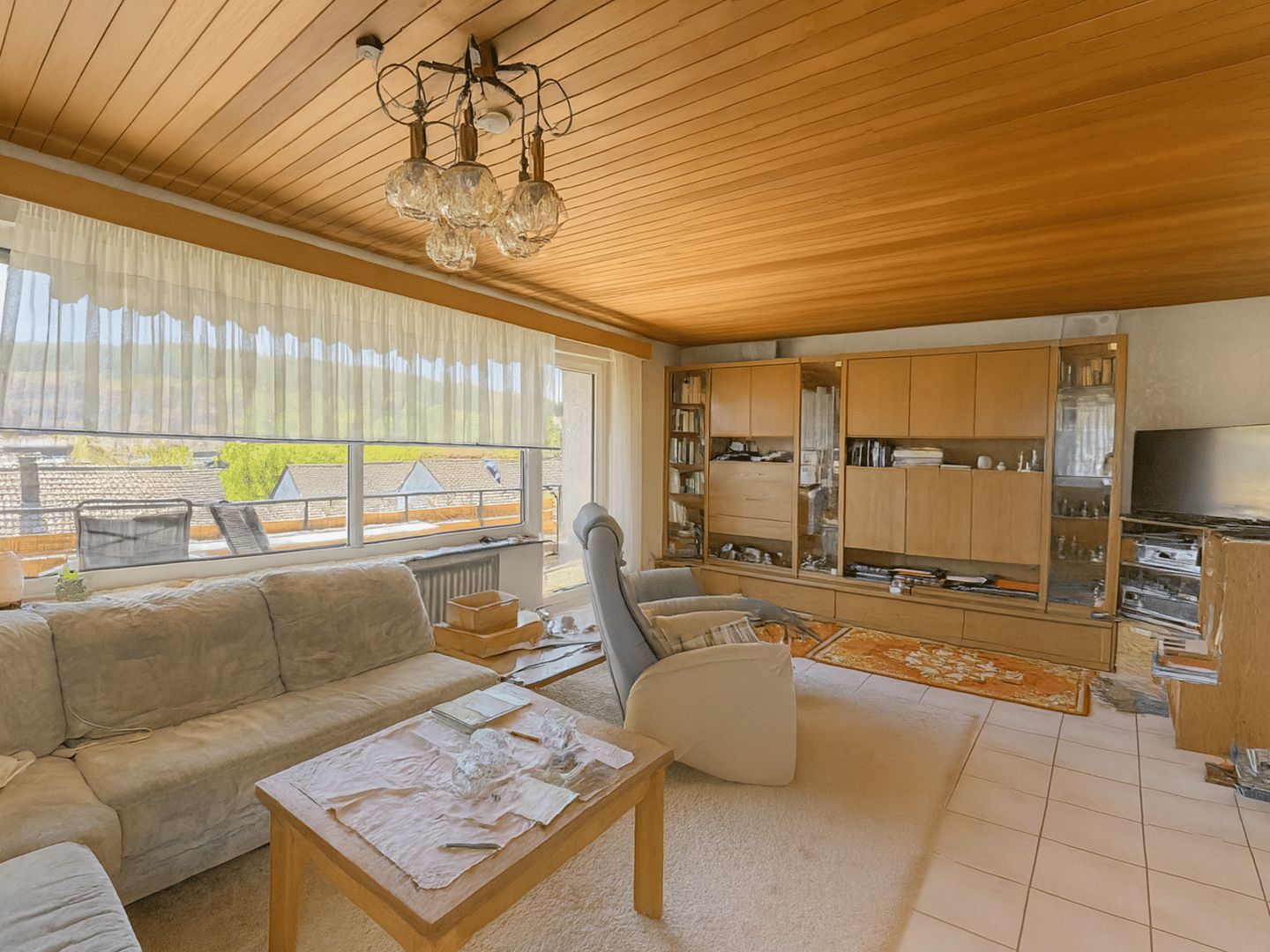 Charmantes Reihenendhaus mit Ausblick und Potenzial in Ostelsheim – Ostelsheim – Vorschaubild 4