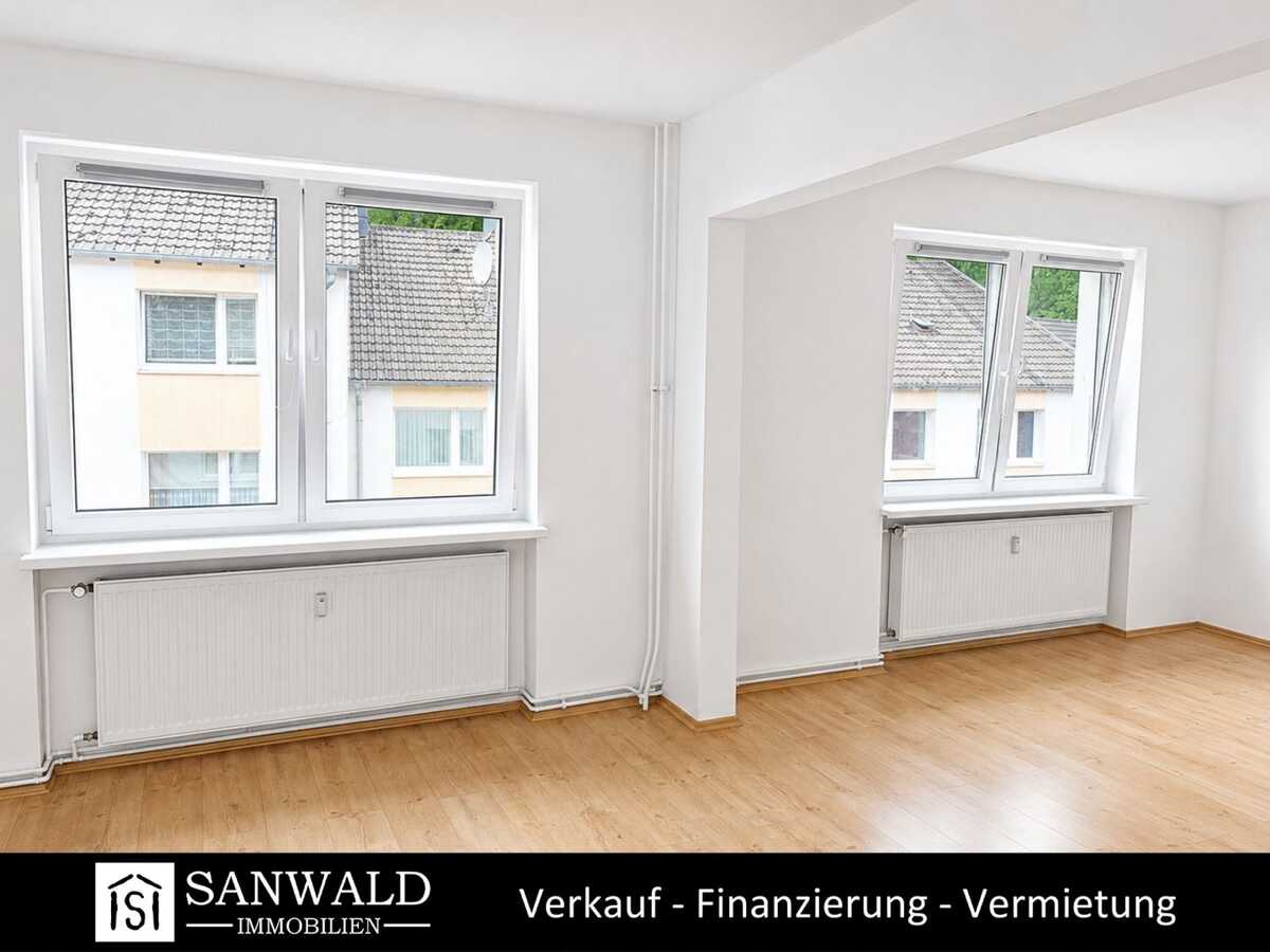 Helle 4,5-Zimmer-Wohnung mit zwei Tageslichtbädern – 42859 Remscheid – Bild 1 von 7