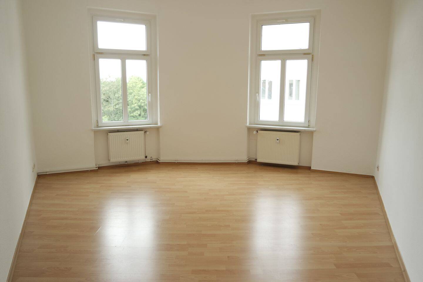 Anger Crottendorf - perfekte 2er-WG-wohnung mit toller Raumaufteilung, Tageslichtbad, Wanne und EBK – Leipzig – Vorschaubild 6