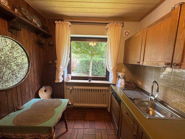 Reiheneckhaus mit schönem Garten und Potential – Nürnberg – Vorschaubild 7