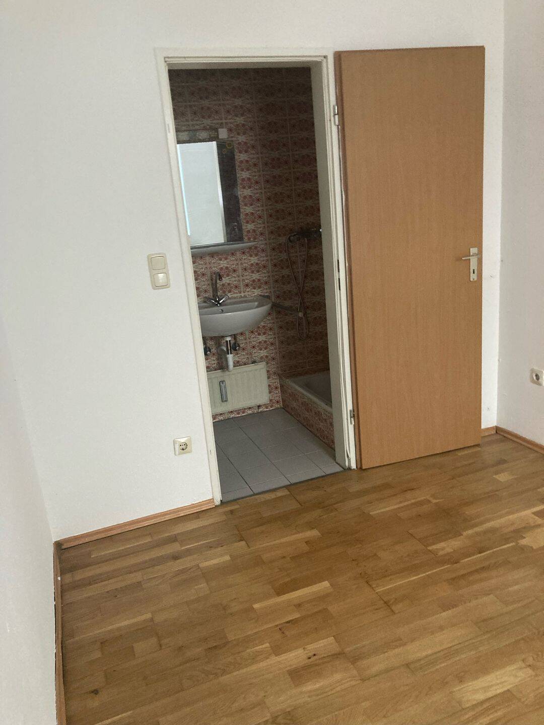Ruhige, zentral gelegene 1 Zimmer Wohnung in Nürnberg Gostenhof ab sofort zu vermieten – Nürnberg – Vorschaubild 3