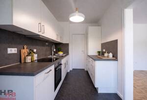 Leben im Wachmannstraßenquartier: Frisch renovierte 3-Zimmer-Wohnung inkl. Garage und Loggien – 28209 Bremen – Vorschaubild 6